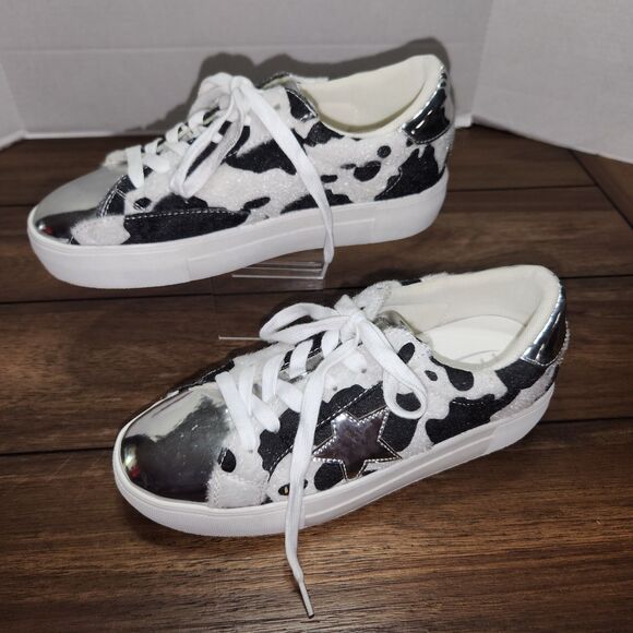 TM & J Cow Hide Print Tennis Sneakers 8 - Picture 1 of 6